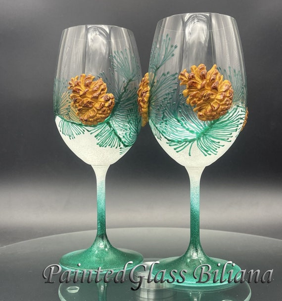 Pine tree wine glasses, Christmas wedding theme