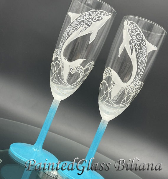 Dolphin Wedding Glasses Champagne Flutes Set of 2 Beach Sea wedding theme Cake serving set