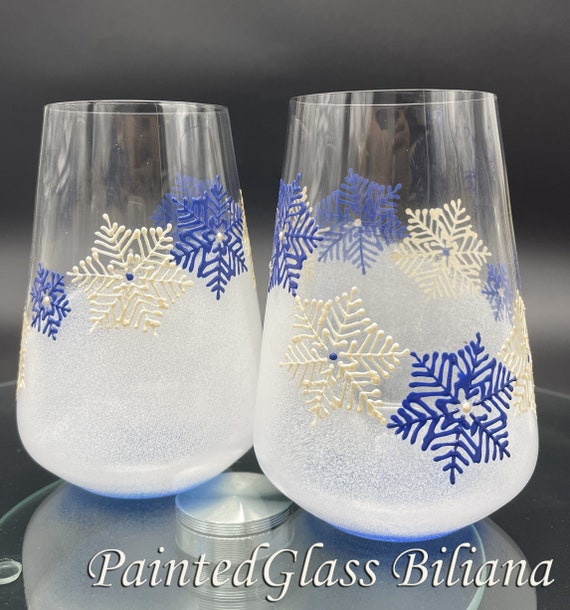 Set of 2 Hand Painted wine toasting glasses Snowflakes Christmas Winter theme in pearly white and blue color