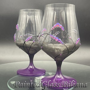 Bicchieri da vino dipinti a mano viola e neri, set da 2