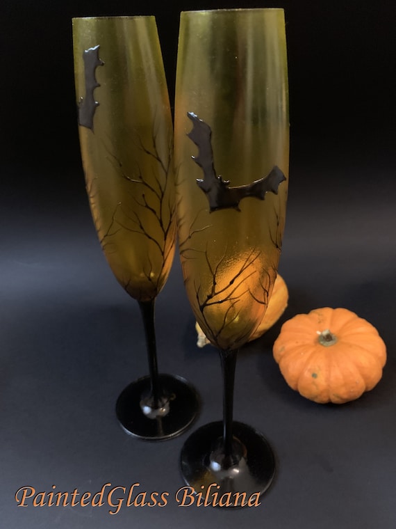Set of 2 hand painted Wedding Glasses champagne flutes Black, yellow and orange Bats Halloween wedding favor