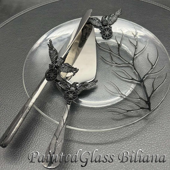 Black crow raven cake serving set