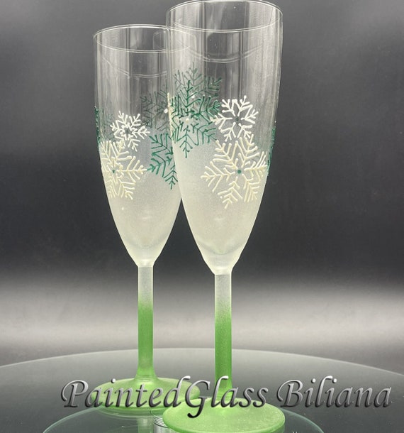 White and green Wedding Toasting Glasses Winter Champagne Flutes Hand Painted Set of 2 white and green Snowflakes wedding theme