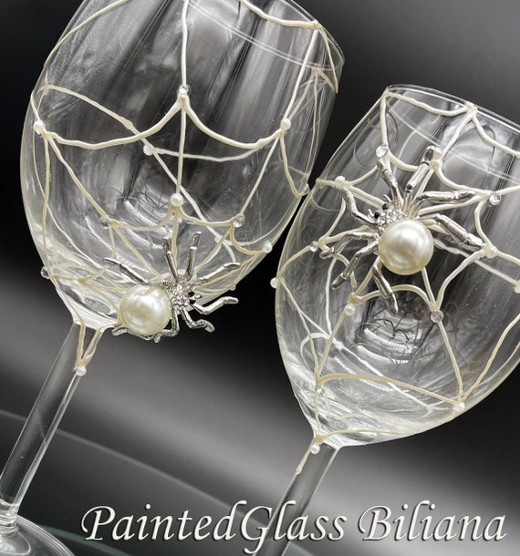 Spider wine glasses, Halloween wedding theme