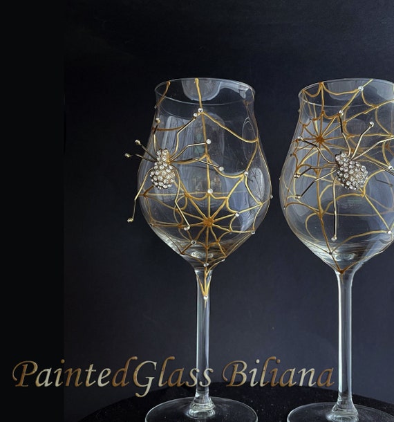Gold spider wine glasses, Halloween wedding theme