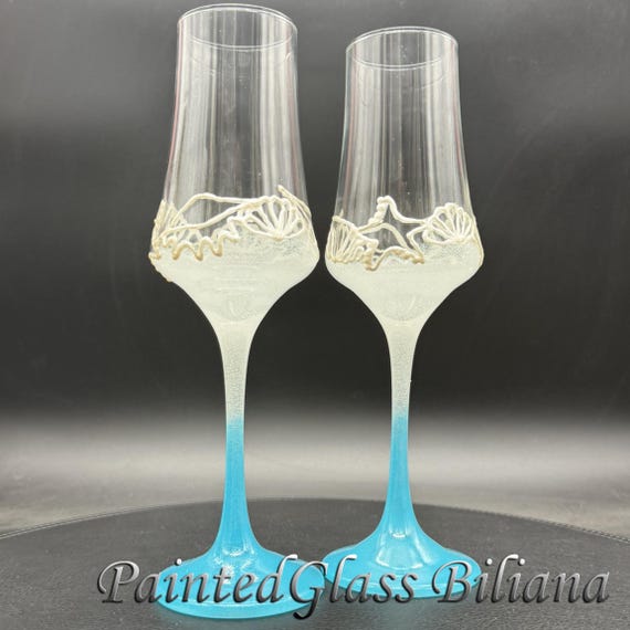 Beach Sea wedding Set of 2 hand painted champagne flutes in pearly white and blue