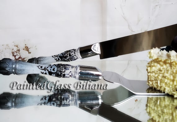 White black Gatsby style cake server and knife