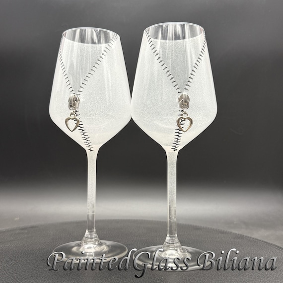 Set of 2 Hand Painted Heart Zipper wine glasses