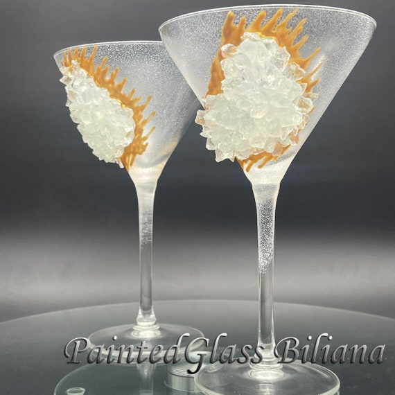 White geode Martini glasses