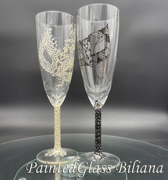 Wedding Glasses Champagne Flutes Set of 2 Lace domino Masquerade mask in Black and White Mask Cake serving set