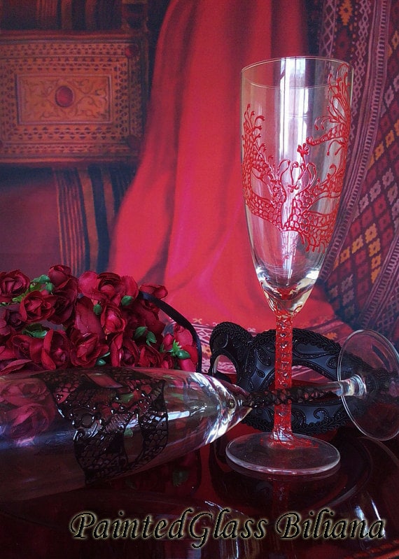 Wedding Glasses Champagne Flutes Set of 2 Lace domino Masquerade mask in Black and Red color Mask Cake serving set