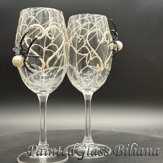 Spider heart halloween wine glasses