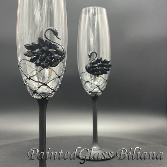 Black swan wedding champagne flutes