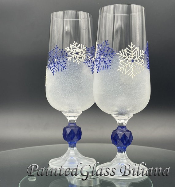 Crystal Set of 2 Hand Painted Pilsner beer glasses White and blue snowflakes