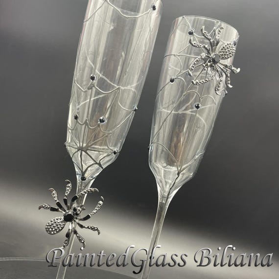 Black spider wedding champagne flutes Halloween wedding theme