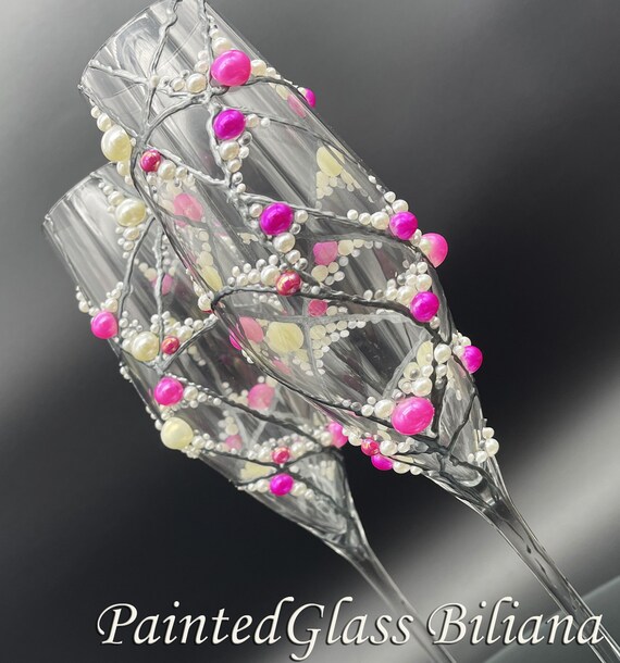 Pink pearls wedding champagne flutes, royal wedding theme