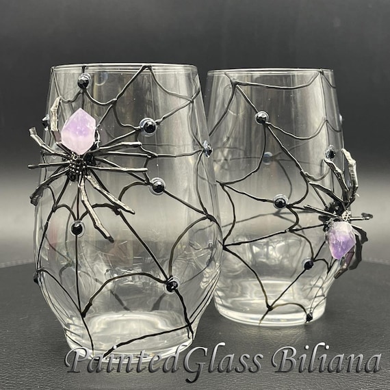 Amethyst Spider stemless wine glasses, Halloween wedding theme
