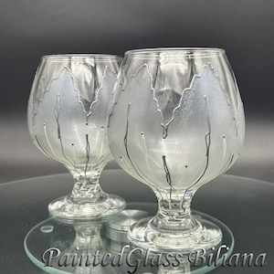 Set of 2 hand painted brandy glasses Silver tulip