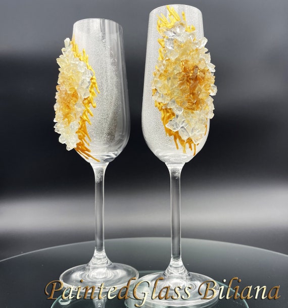 Gold geode wedding flutes