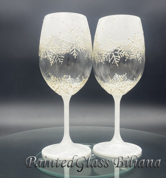 Set of 2 Hand Painted wine toasting glasses Snowflakes Christmas Winter theme in pearly white color