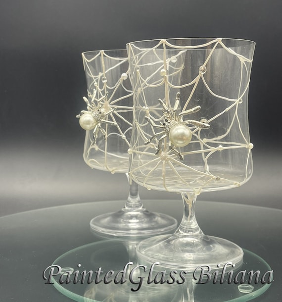 Spider net wine glasses, Halloween wedding theme