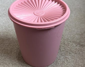Vintage Tupperware Servalier canister with starburst lid, Dusty rose