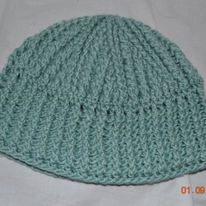 Cabled Tam Hat in Light Teal image 3