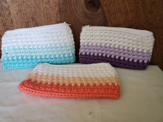 crochet zipper pouch