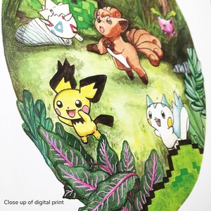 Puede incluir: Pintura acuarela de varios personajes de Pok&eacute;mon en un entorno de bosque verde y marr&oacute;n. Los personajes incluyen Pikachu, Eevee, Vaporeon y un Pok&eacute;mon parecido a un zorro marr&oacute;n. La pintura est&aacute; realizada en un estilo caprichoso con colores brillantes y una est&eacute;tica de dibujos animados.