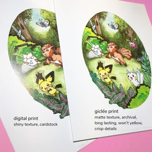 Puede incluir: Una ilustraci&oacute;n de acuarela de personajes de Pok&eacute;mon en un entorno de bosque. Los personajes incluyen un Vulpix, un Flareon y un Eevee. La ilustraci&oacute;n est&aacute; rodeada por un borde verde y tiene un fondo pixelado.