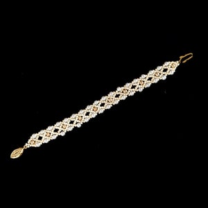 Bracelet pattern. Easy bracelet tutorial with instructions for each step. handmade bracelet