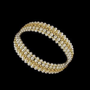 Beaded Bracelet Pattern: Pearl & Gold Bead Tutorial
