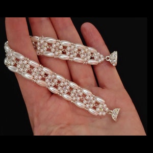 Beaded bracelet pattern. Diy woman bracelet , step by step instructions. image 3