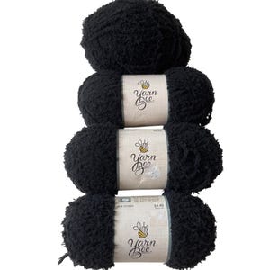 Yarn Bee Cloud 9 Black 4 Skeins Polyester Light 3 Weight 251 yds ea Discontinued