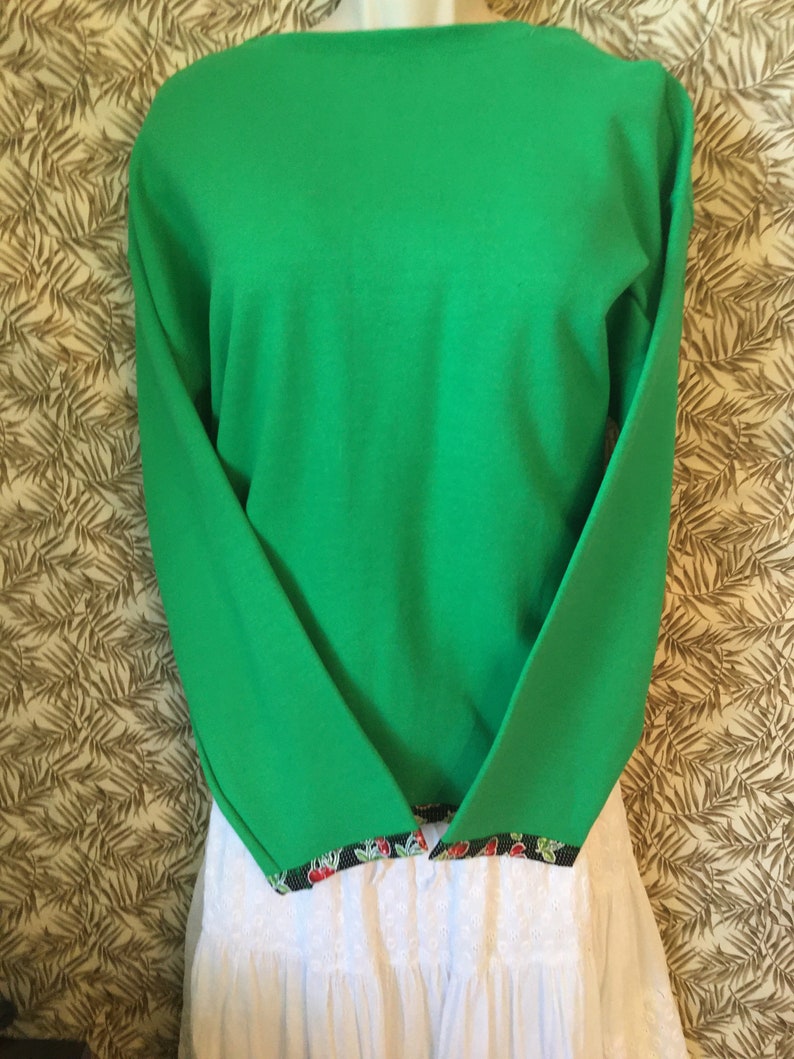 Sweatshirt Cardigan Sweater Green With Cherry Design Trim and Pockets Large image 6