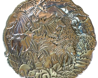 Embossed African Wildlife Animal Metal Plate 3D 7.5" TWN Perfect Vintage 1991