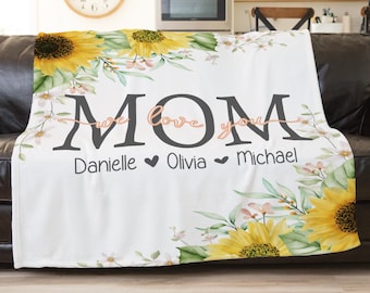 Sunflower Christmas Blanket, Christmas Gift, Floral Style Blanket, Personalized Mom Gift, Gift For Grandparent, Birthday Gift For Mom