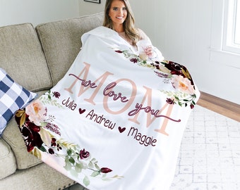 Mom We Love You, Mother's Day Gift,  Christmas Present, Floral Style Blanket, Personalized Mom Gift, Personalized Gift For Grandparent,