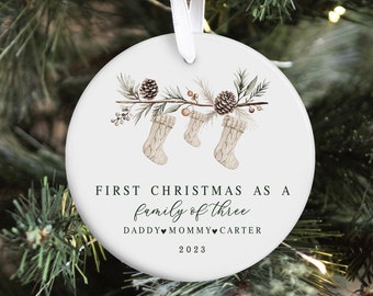 Gepersonaliseerde eerste kerst als familieornament