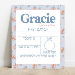 Girls First Day Of School Sign, Big Bow Back to School Sign, Personalizable Reusable School Sign, School Photo Prop, School Sign For Kids