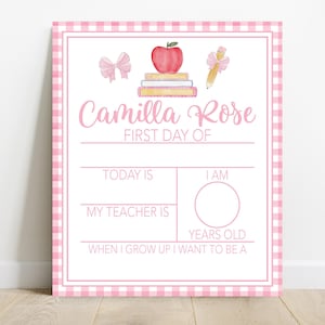 Girls First Day Of School Sign, Big Bow Back to School Sign, Personalizable Reusable School Sign, School Photo Prop, School Sign For Kids