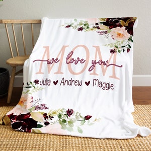 Mom We Love You, Mother's Day Gift, Christmas Present, Floral Style Blanket, Personalized Mom Gift, Personalized Gift For Grandparent, image 2