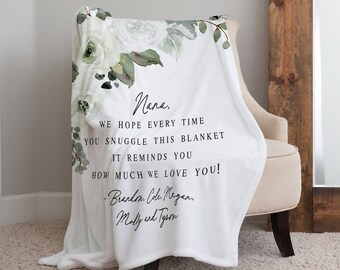 Grandma Quote Custom Blanket - Personalized Mothers Day Present with Floral Design - Gift from Kids