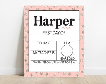 Girls First Day Of School Sign, Daisy Back to School Sign, Personalizable Reusable School Sign, School Photo Prop, School Sign For Kids