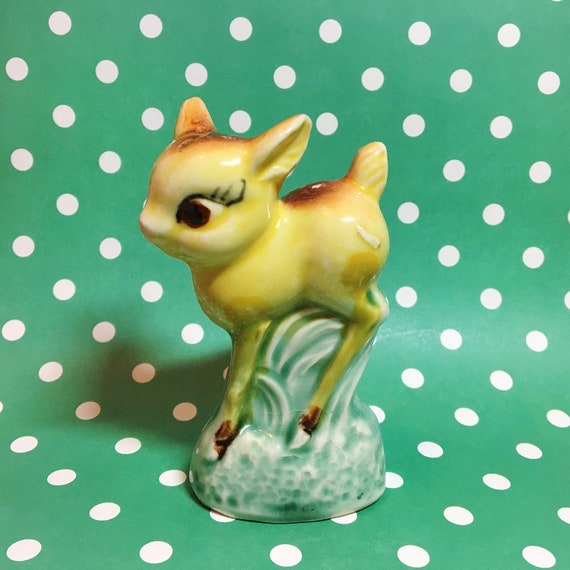 Deer Salt and Pepper Shakers Japanese Ceramic Does Fawns Made in Japan