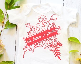 The Future Is Female: babyromper, newbornwit, (klaar voor verzending)