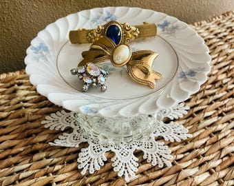 Vintage Plate Upcycled Pedestal Soap - Trinket - plant - Dish
