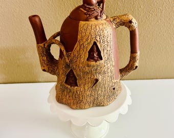 Vintage Chinese Buddha Yixing Zisha Clay Teapot
