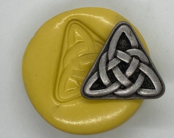 CELTIC Tri-Knot/Triquetra/Trinity Charm Flexible Mold