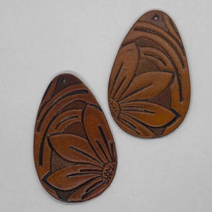 LEATHER-TOOLED DAISY Teardrop Earring Flexible Mold - Choose left or right facing or set of two!